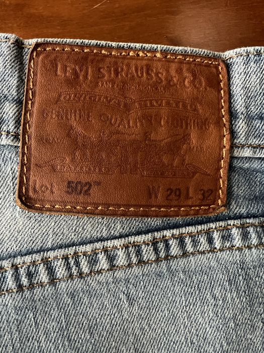 Calças Levi’s 502 muito confortáveis