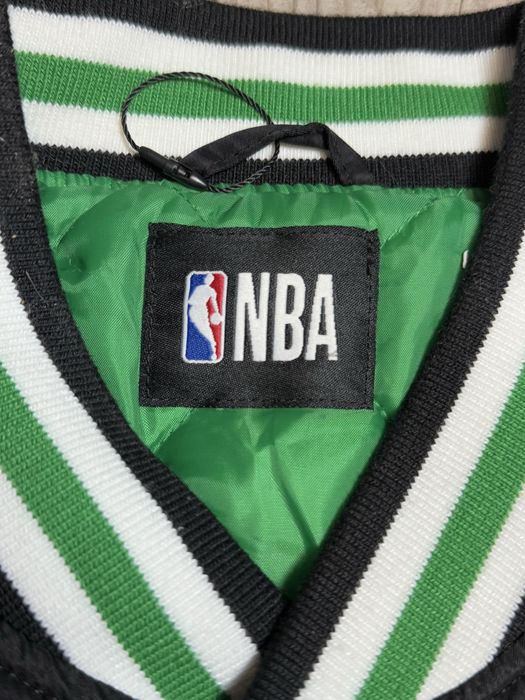 Бомбер Boston новий