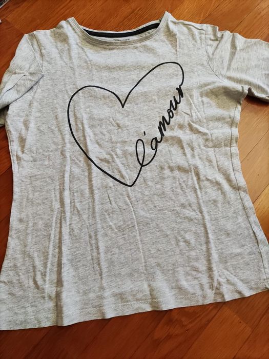 T-shirts menina 10-13 anos ótimo estado
