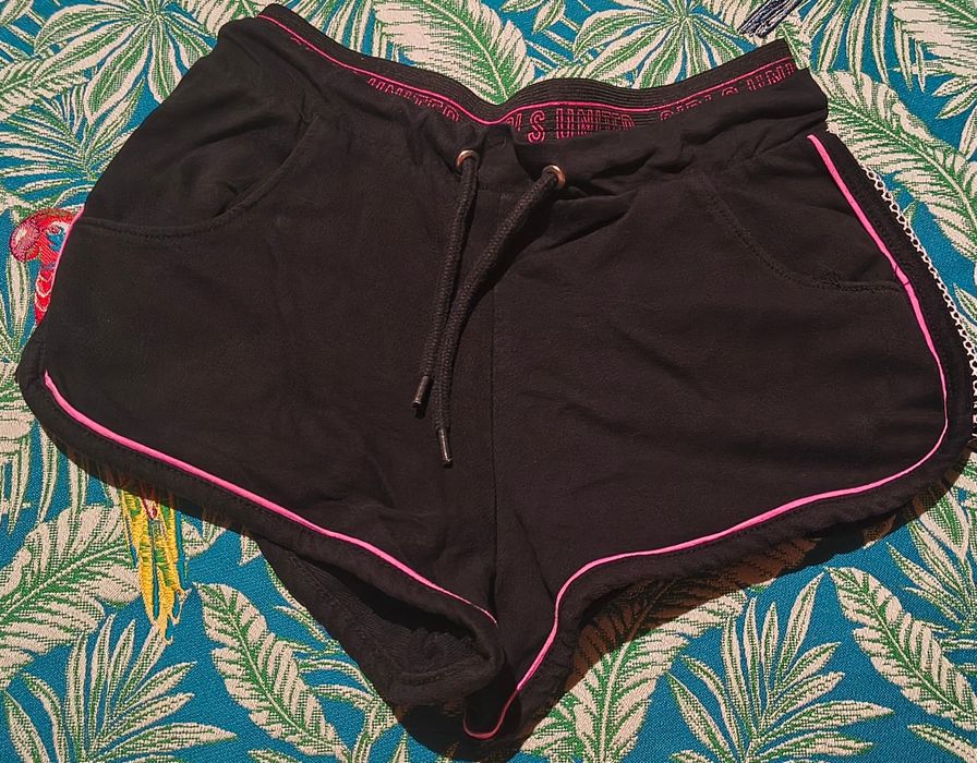 Szorty spodenki na w-f sportowe Page one Young roz. 146-152