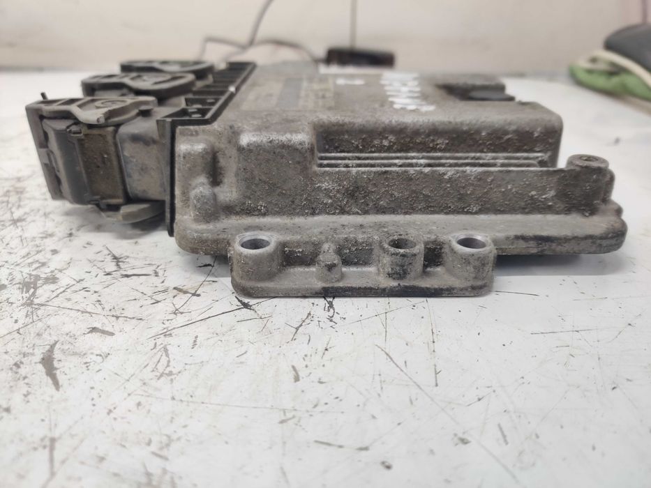 Renault Megane II 2 1.9 DCI Komputer Sterownik Silnika Moduł ECU