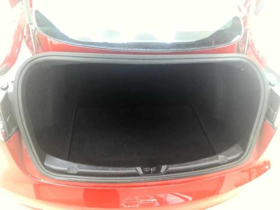 Tesla model 3 rigorosamente impecavel