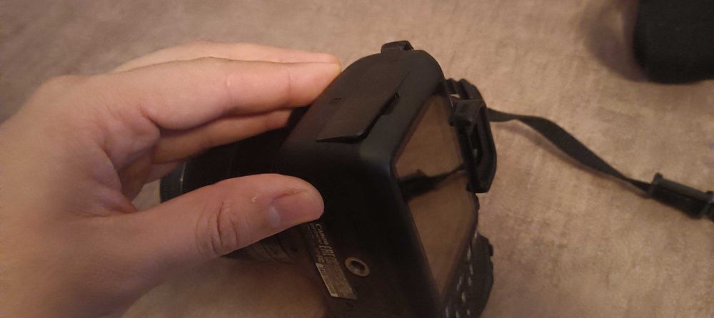 Canon Eos2000D + Bateria extra