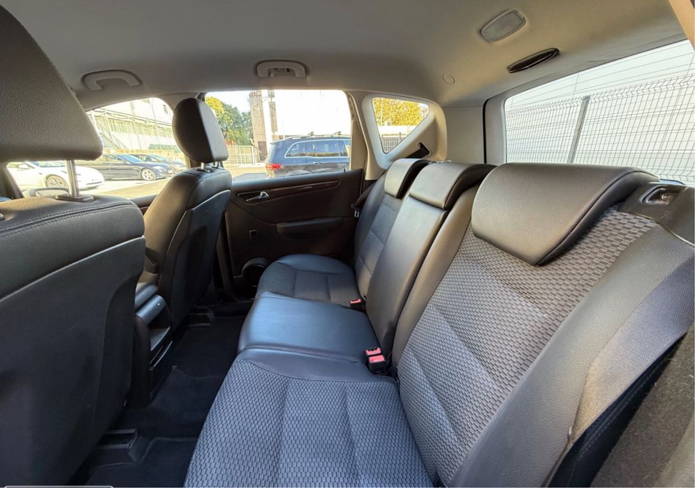 MERCEDES-BENZ A 180 CDI  2011 Avantgarde