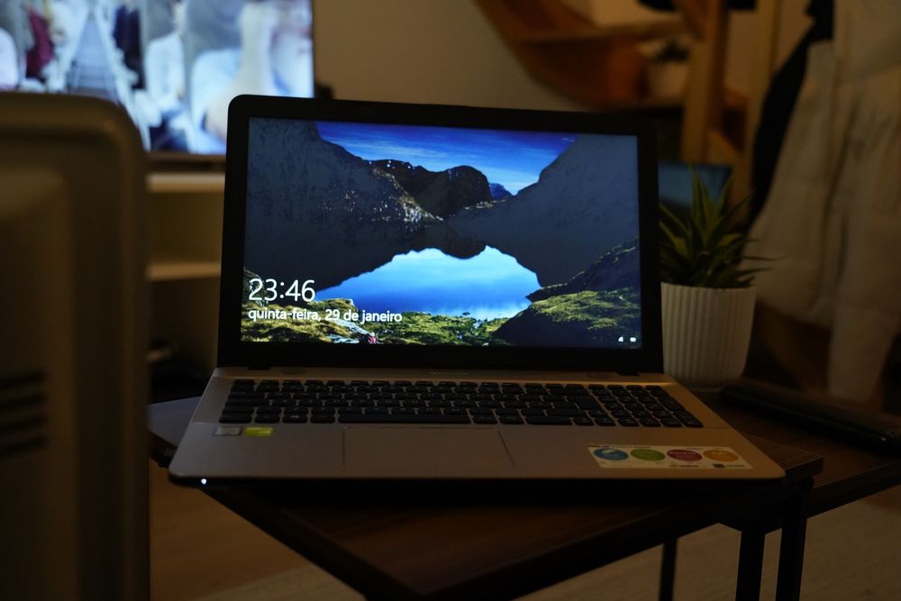 Computador portátil ASUS