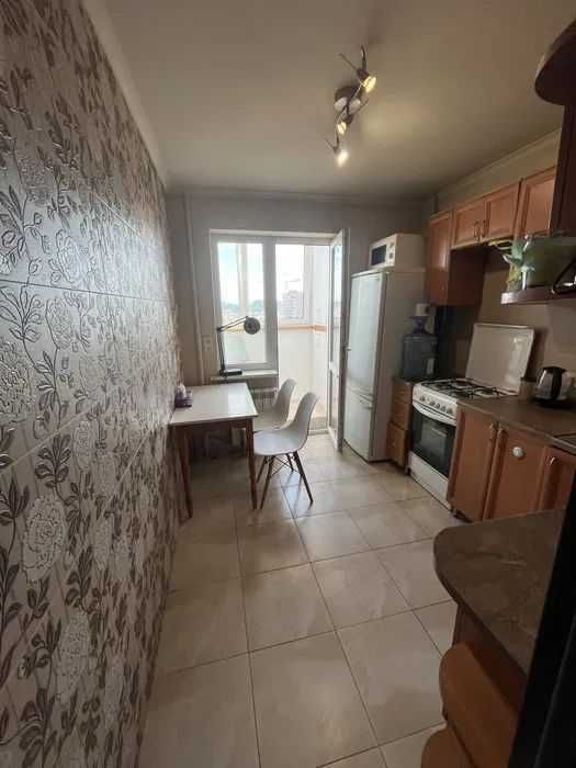 Оренда 2 кім квартири, вул Щурата-Студинського