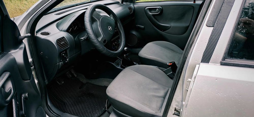 Opel Corsa 2002 року 1.7 DI