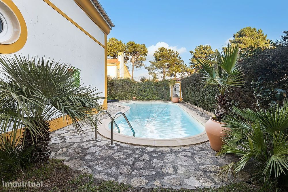 Moradia T5 para venda