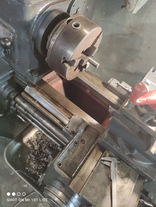 Токарний станок 1К62