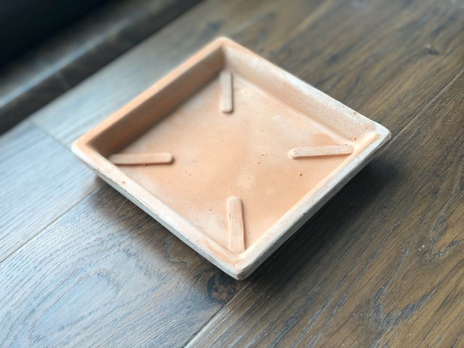 Podstawka kwadratowa z terakoty 15 cm