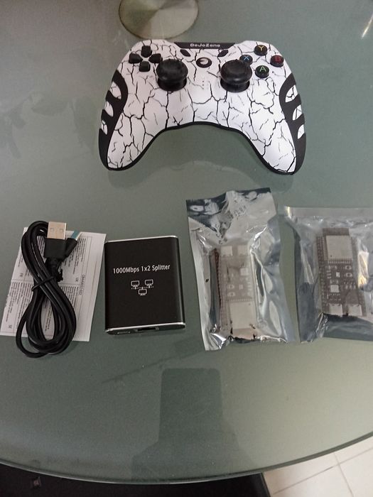 Cx.Surpresa,:Comando PlayStation mais 3 artigos.