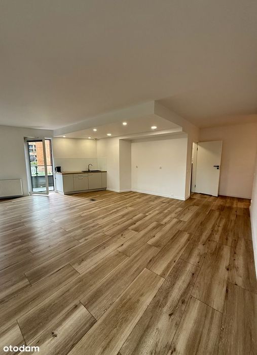 Apartament 100m2 na sprzedaż, Tymienieckiego 23, dwa parkingi, komórka