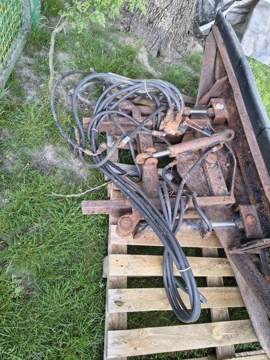 Pług do śniegu i ziemi