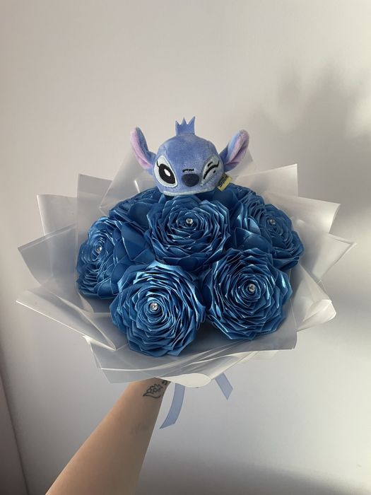 Bukiet róż ze wstążki Stitch