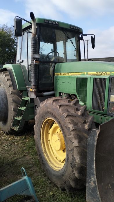 Продам трактор джондір 7700