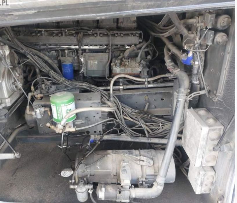 Autokar Scania pb 2005