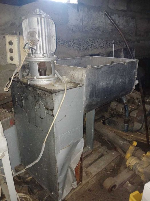 Продаю промислову фаршемішалку 300 кг