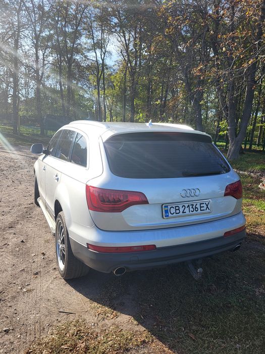 продам audi Q7 3tdi