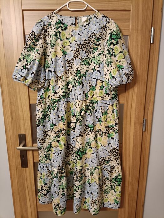 Kwiecista Sukienka Midi H&M – Bufiaste Rękawy, Oversize r. L