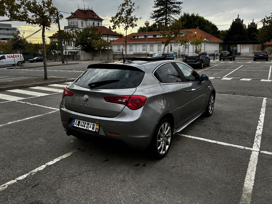 Alfa Romeo Giulietta 1.6 Jtdm-2