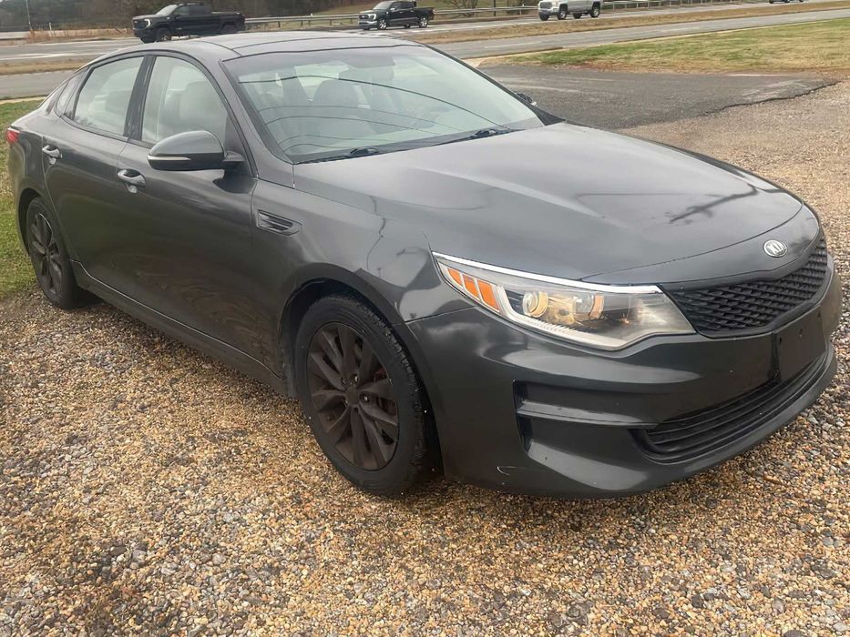 Kia Optima      2016
