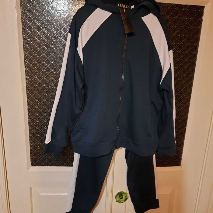 Костюм  стильний теплий