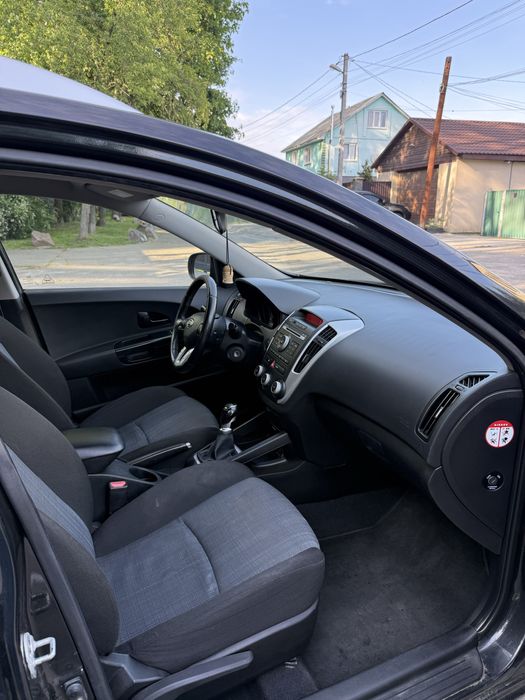 Продам Kia Ceed 1.4