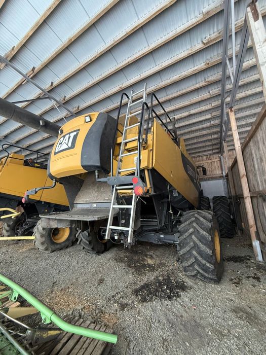 Комбайн CAT Lexion 570R