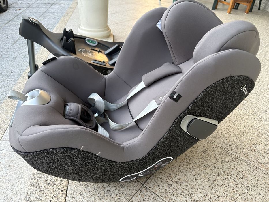 Cybex base ISOFIX T e Cadeira Sirona T i-size