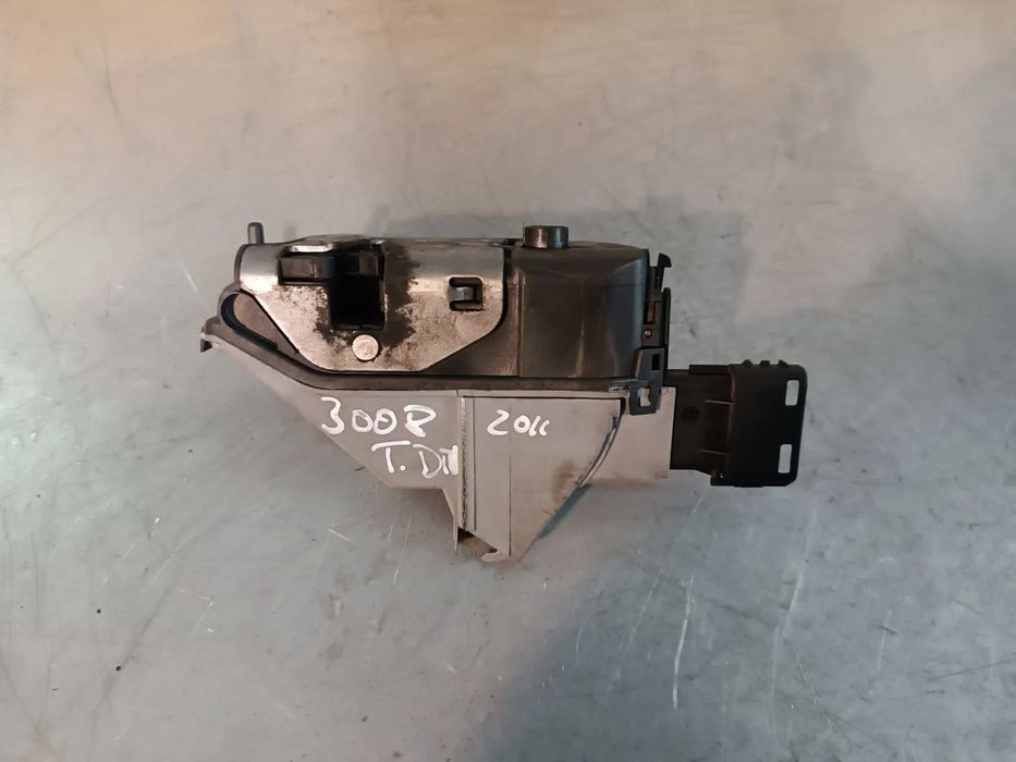 FECHO DE PORTA PEUGEOT 3008 5008 09-15