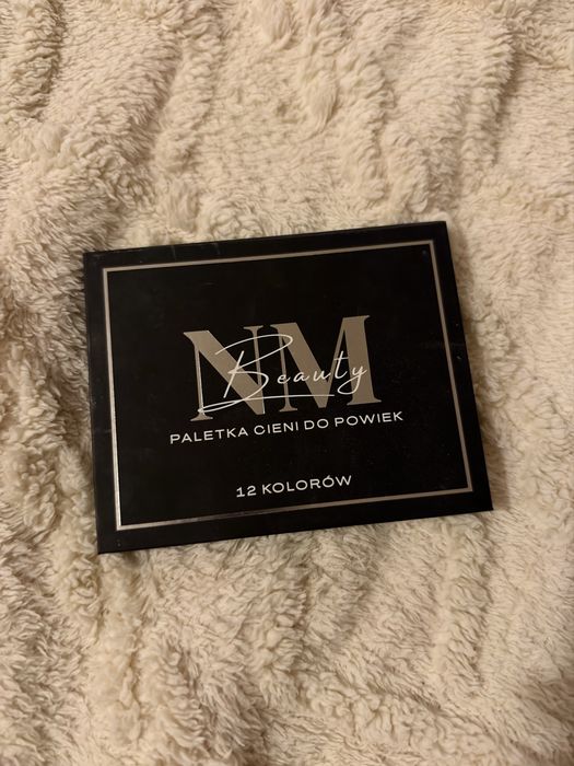 Paleta cieni NM Beauty nikola maluje