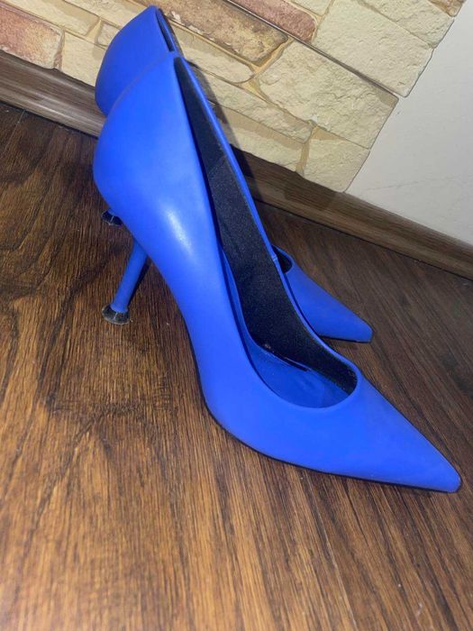 Chabrowe/Niebieskie szpilki czółenka ZARA 37 retro