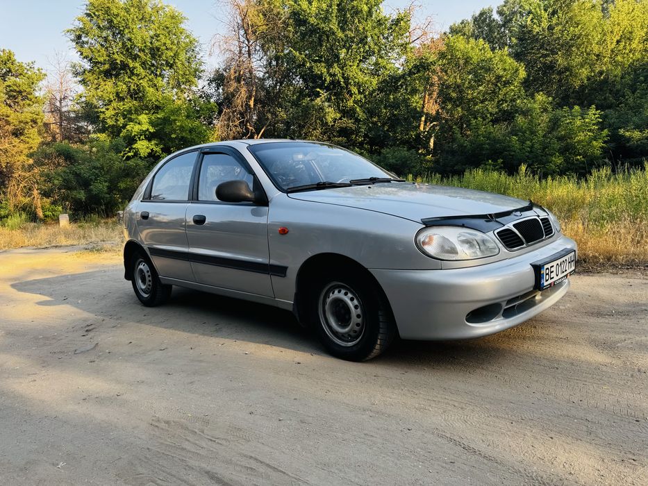 Deawoo Lanos 2011 рік 1,5 Газ/Бензин гарний стан
