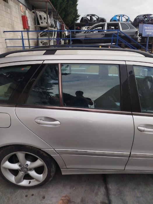 Porta trás direita MERCEDES-BENZ Classe C Carrinha (S203)