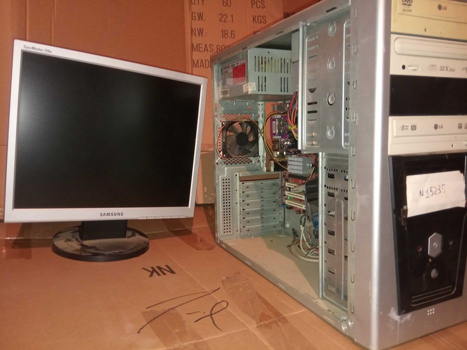 Foxconn 6150K8MA-8KRS, Socket 939, DDR (макс 4 ГБ).