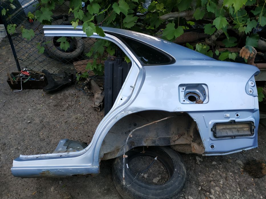 Кузов на порізку Mazda 626 GF GW 1997-2002