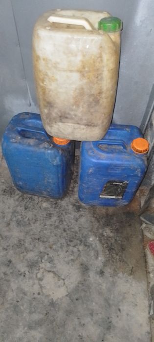 Канистри 30 литрив для бензина