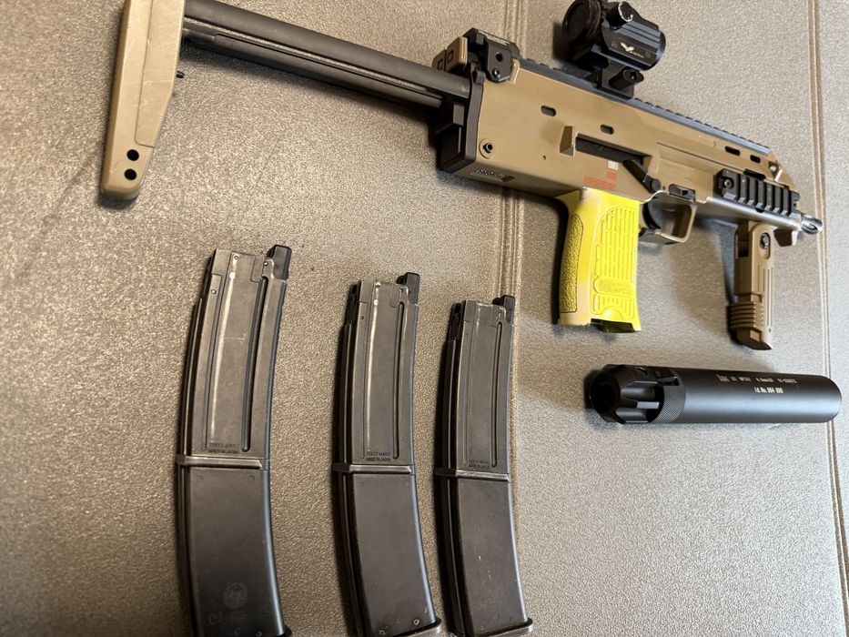 MP7 Tokyo Marui com upgrades