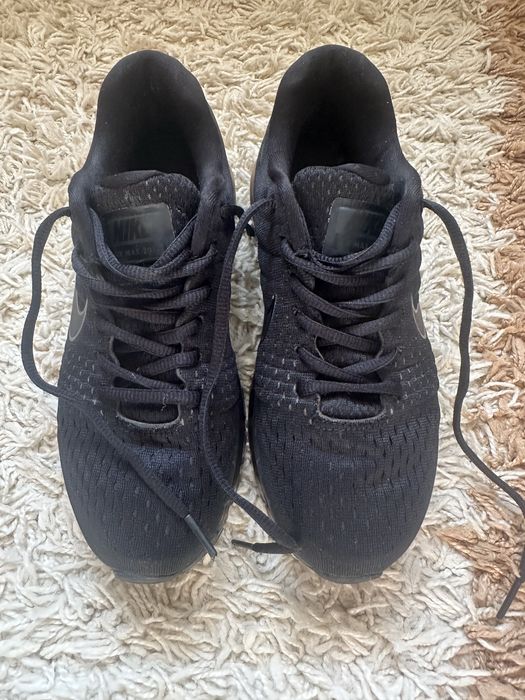 Кросівки Nike, чорні, розмір 38, оригінал, бв, стан відмінний