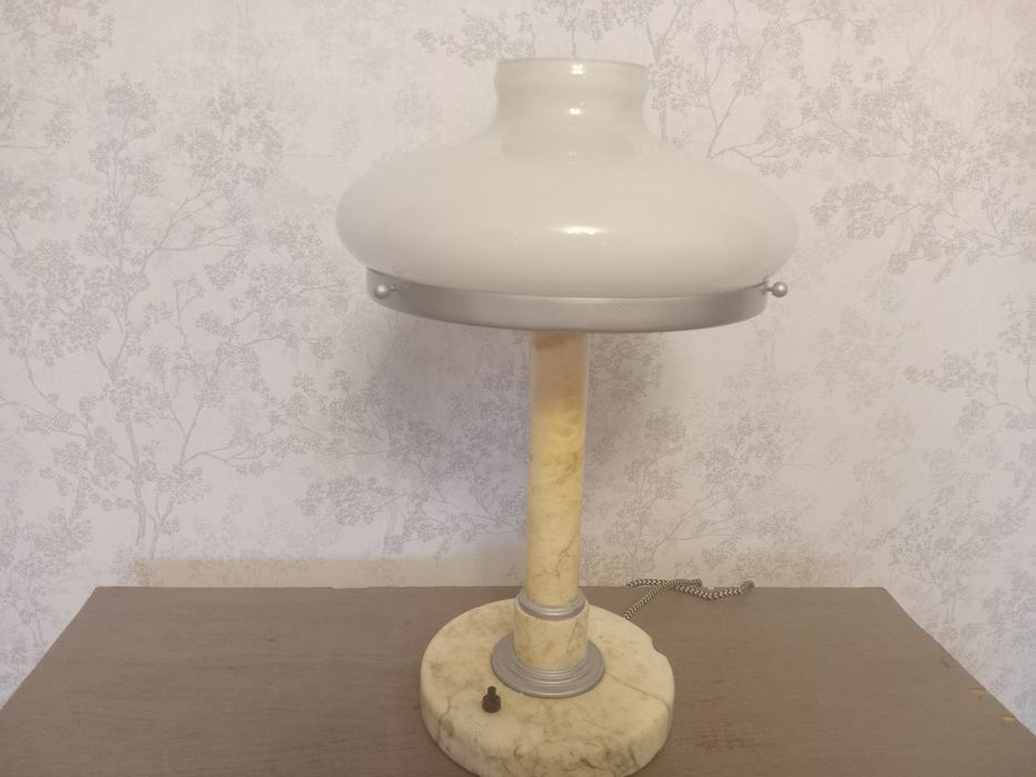 Лампа настольная  времен