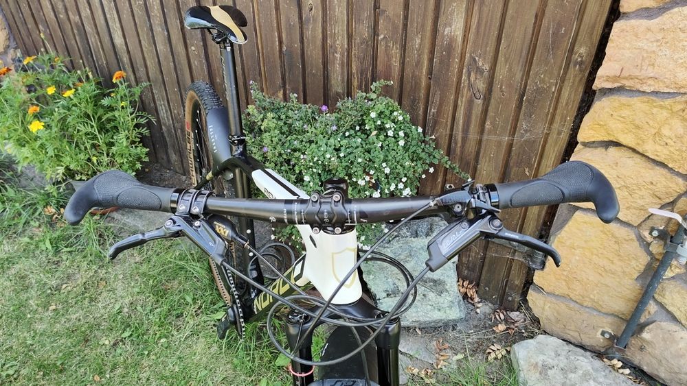 Rower górski MTB karbon