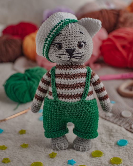 В'язані іграшки, ручна робота