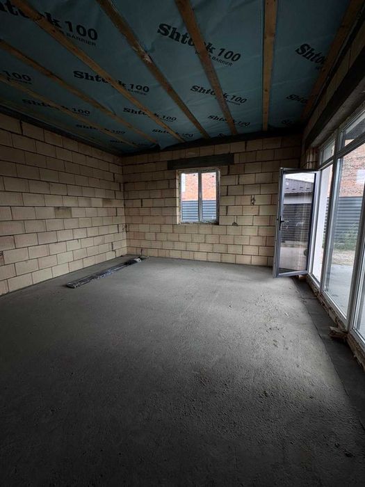 ПРОДАМ  новий будинок з терасою Білогородка Київська область  з газом є ліс озеро  автономність БЕЗ КОМІСІЇ
