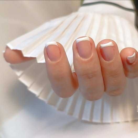 Манікюр+Гель лак+укріплення /Нарощування нігтів /Педикюр.