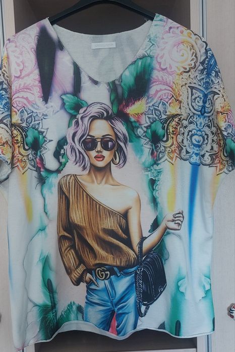 Bluzka z wizerunkiem.