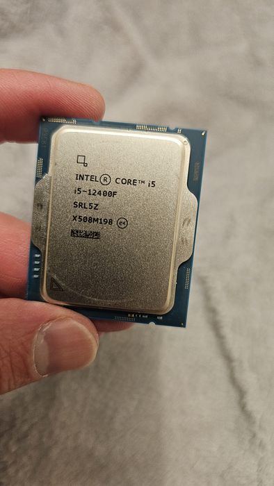 Процесор Intel Core i5-12400F (не працює)