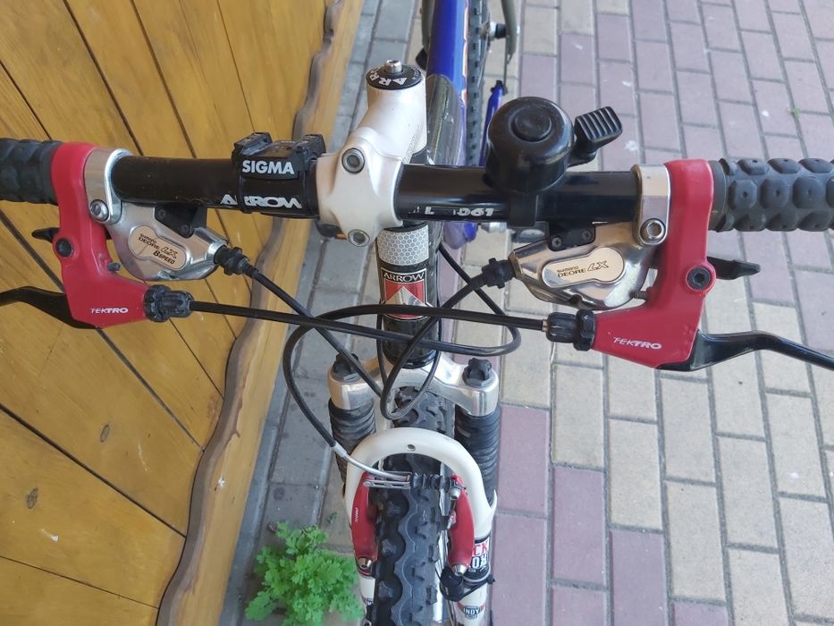 REZERWACJA. Rower Arrow koła 26 crossowy