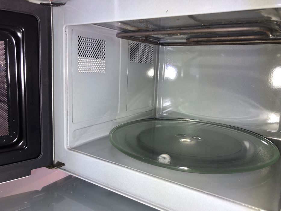 Microondas /Grill Ariston  MW222M - 605