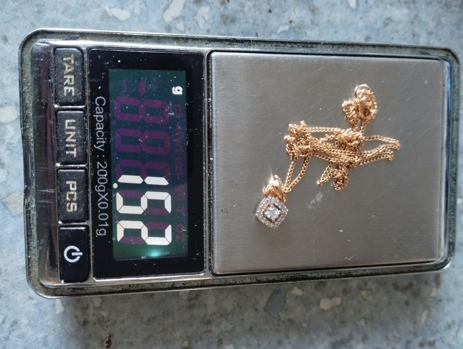 Золотая тонкая цепочка с кулончиком 45 см  1.52 грамма