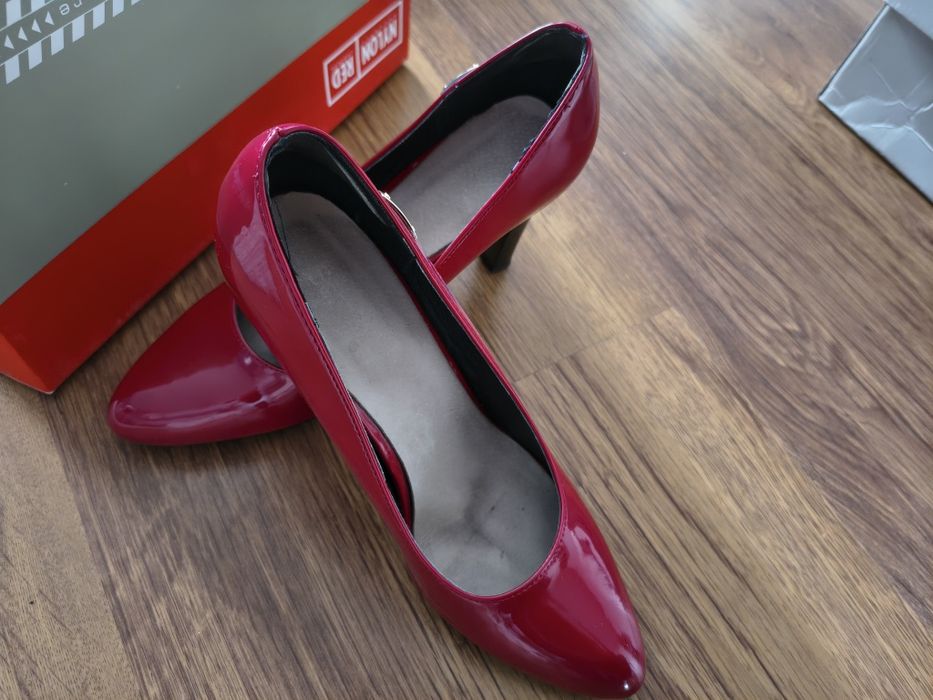 Szpilki, buty na obcasie, szpilki czerwone